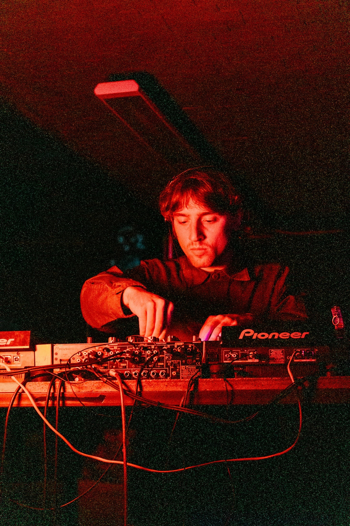 Descubre artistas emergentes en Deejay Gato Mix